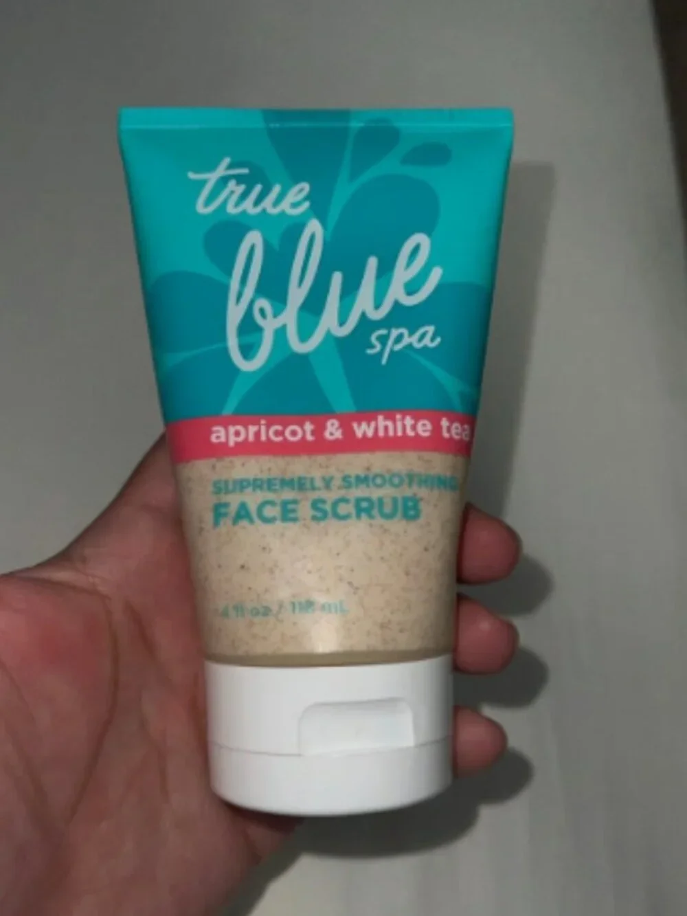 NEW bath & body works True blue spa FACE SCRUB (4oz)